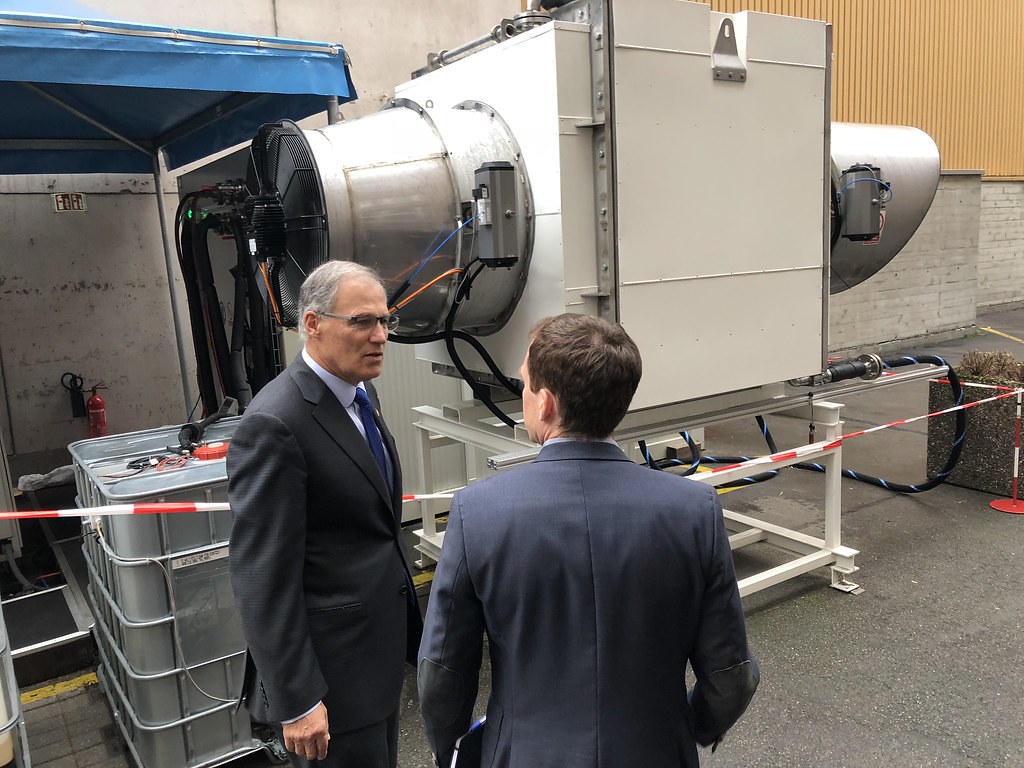 瑞士碳捕捉公司Climeworks是目前全球僅有的吸碳工廠。圖片來源:Jay Inslee(CC BY-ND 2.0)