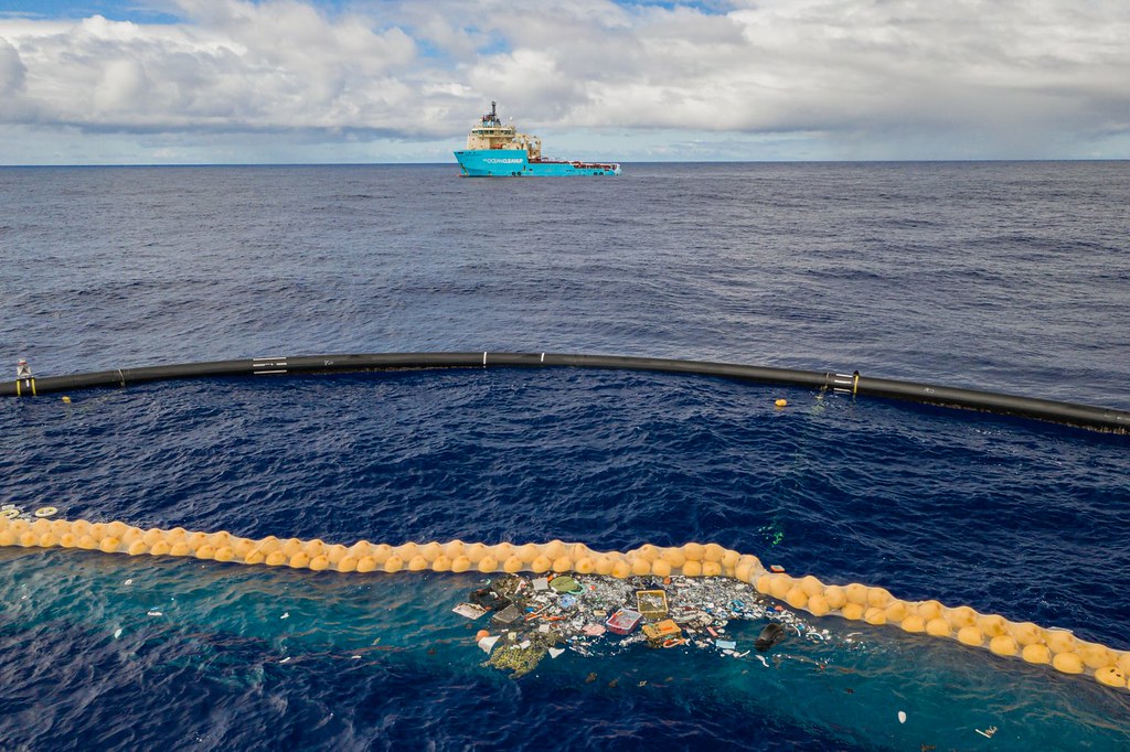 海洋吸塵器的概念在2019年10月通過考驗。照片提供：The Ocean Cleanup