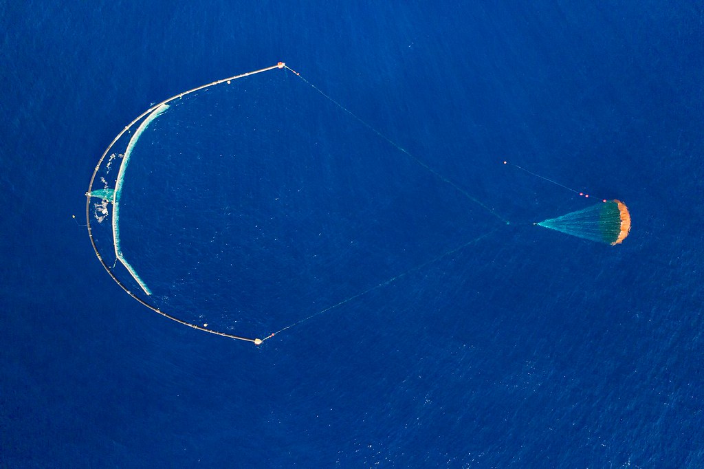 海洋吸塵器的概念在2019年10月通過考驗。照片提供：The Ocean Cleanup