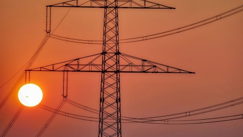 當老化電網遇上極端天氣 美國停電次數倍增 綠能轉型之路也蒙塵