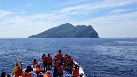 【龜島20】堅持總量管制 躲過爆量遊客的生態觀光之島