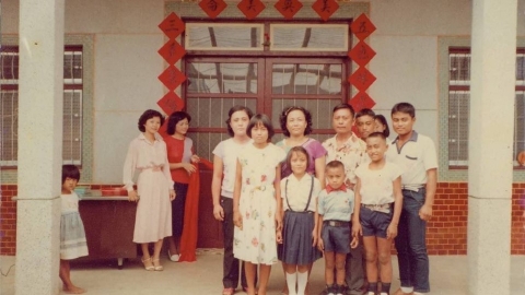  祖靈的女兒：排灣族首席女巫包惠玲（Mamauwan）在人與神之間維繫連結​​​​​​​