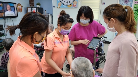 護聯電子系統 解決護理師紙上作業困境