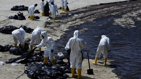  歐洲公司如何為全球影子船隊招募船員？