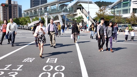 抗首都熱島 體感溫度少1.5°C 建築師建議：捷運附近建案先降溫