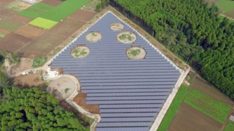 能防颱、調節水患 和古墳並立的日本太陽能發電廠