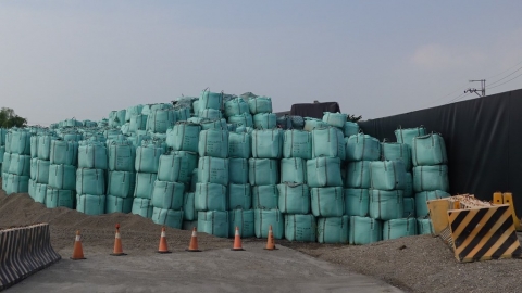 垃圾燒掉就沒了？ 焚化後「飛灰」處理價格直直飆 舊有掩埋場活化先應急