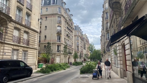  「行人優先計畫 」步行空間加倍 漫步花都更愜意