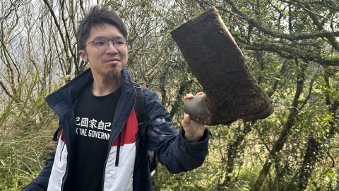  這名香港人邊旅行邊做「垃圾佬」 淨山淨灘淨河川 看各地生活文化